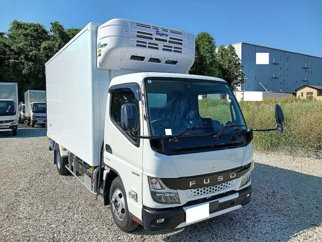 三菱 キャンター 2RG-FEA20(2WD)の写真10