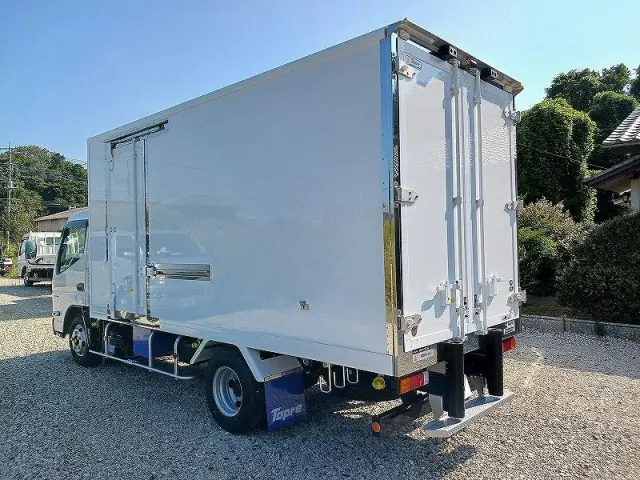 三菱 キャンター 2RG-FEA20(2WD)の写真13