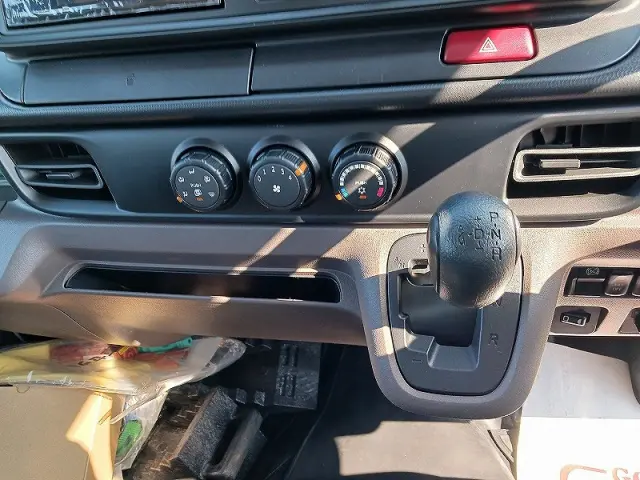 三菱 キャンター 2RG-FEA20(2WD)の写真16