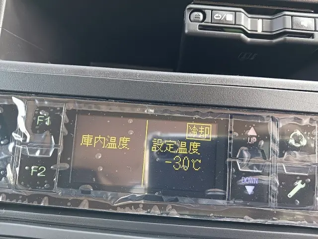 三菱 キャンター 2RG-FEA20(2WD)の写真19