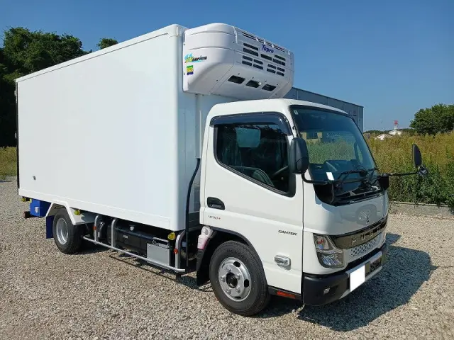三菱 キャンター 2RG-FEA20(2WD)の写真10