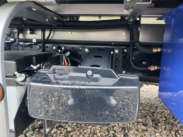 三菱 キャンター 2RG-FEA20(2WD)の写真30