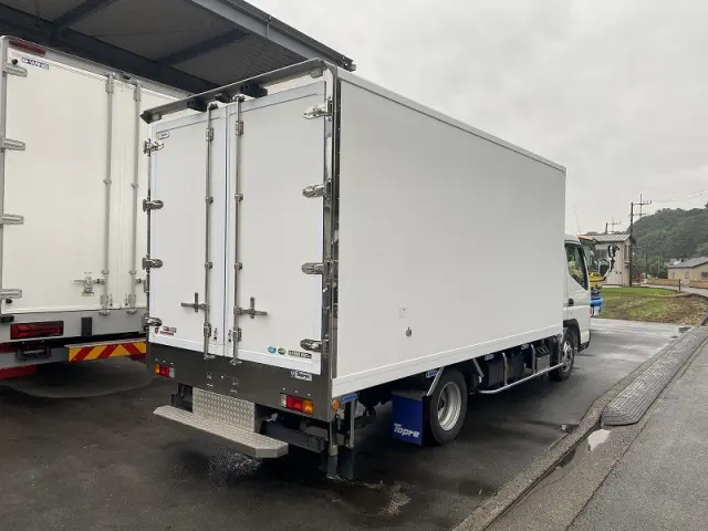 三菱 キャンター 2PG-FEB50(2WD)の写真2