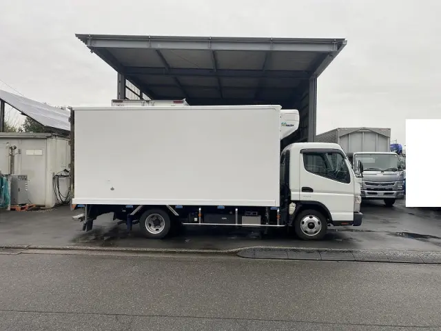 三菱 キャンター 2PG-FEB50(2WD)の写真6