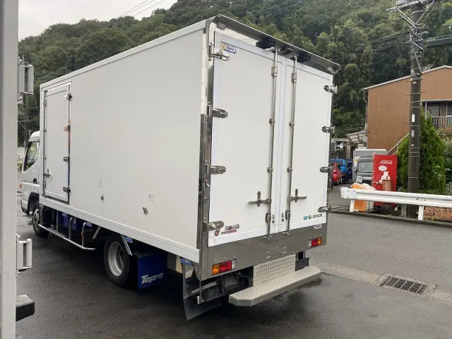 三菱 キャンター 2PG-FEB50(2WD)の写真13