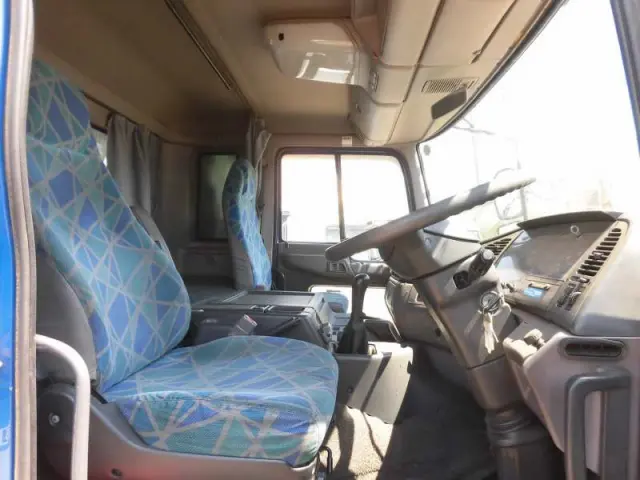 日野 プロフィア KL-SH1KDGA(2WD)の写真7