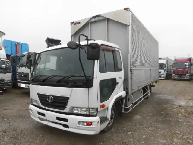 ＵＤ コンドル BDG-MK36C改(2WD)の写真1