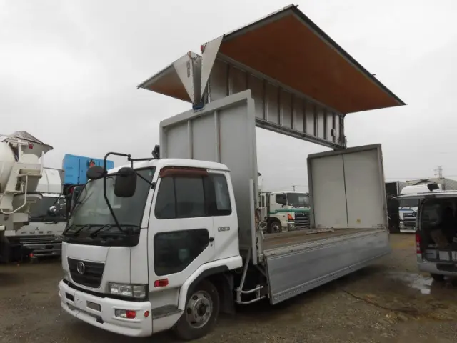 UD コンドル BDG-MK36C改(2WD)の写真6