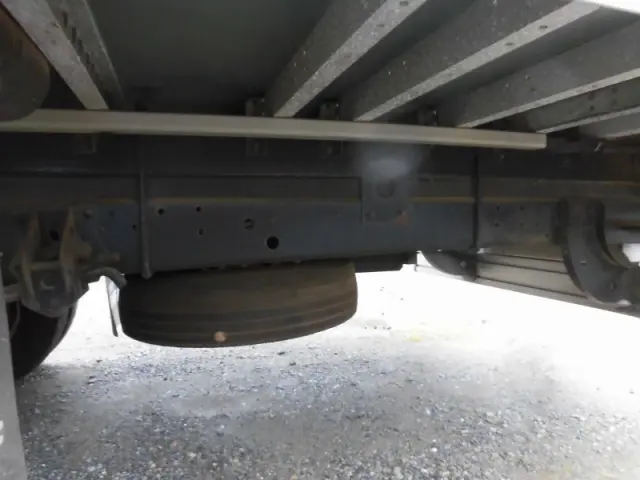 UD コンドル BDG-MK36C改(2WD)の写真9