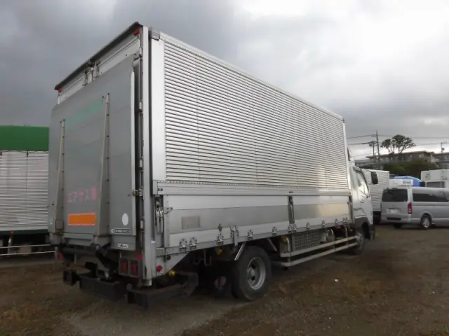 三菱 ファイター KK-FK64HJ(2WD)の写真2