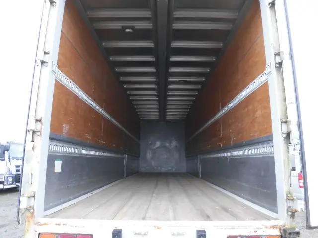 ＵＤ クオン PKG-CG4ZA(8x4)の写真3