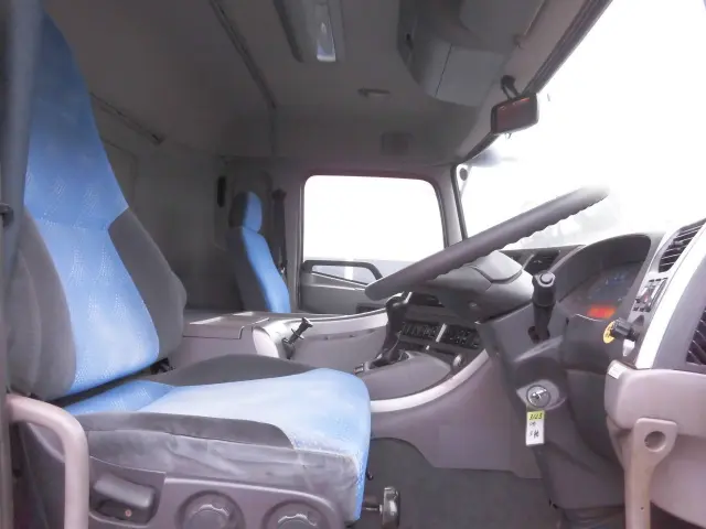 ＵＤ クオン PKG-CG4ZA(8x4)の写真7