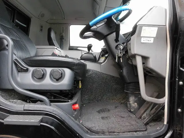 三菱 スーパーグレート QPG-FU64VZ(6x2)の写真7