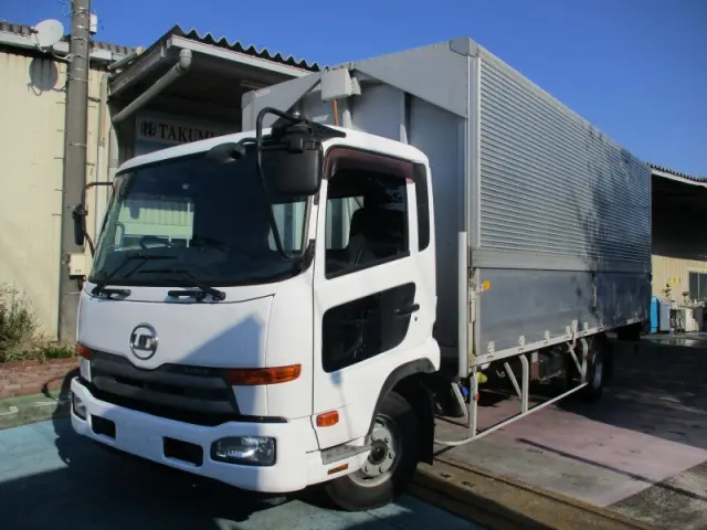 ＵＤ コンドル TKG-MK38L(2WD)の写真1