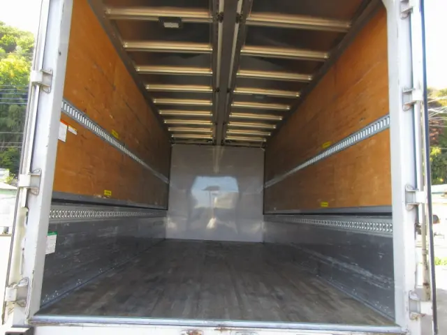 いすゞ フォワード TKG-FRR90S2(2WD)の写真3