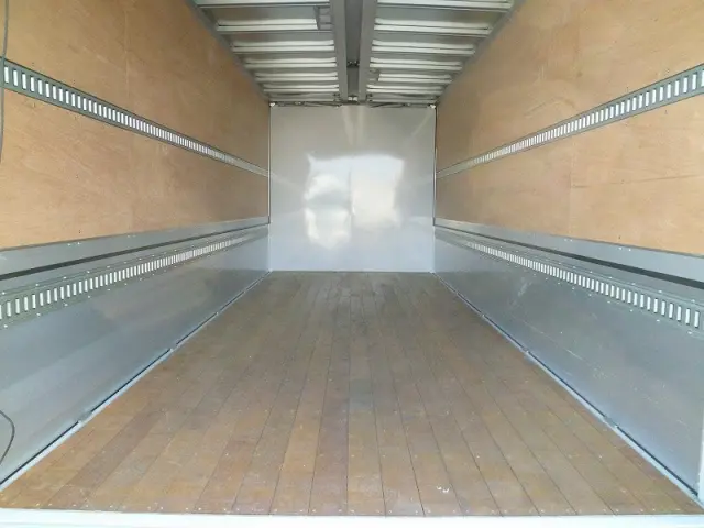 三菱 ファイター 2KG-FK65F(2WD)の写真3