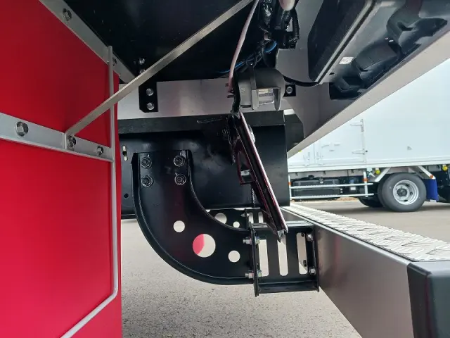 三菱 ファイター 2KG-FK65F(2WD)の写真25