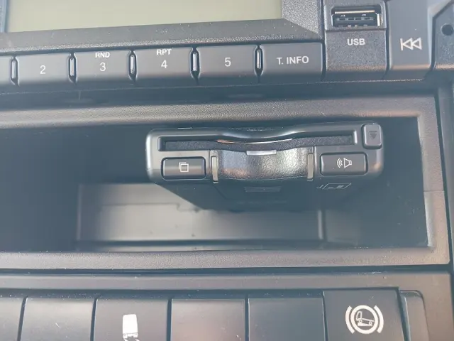 三菱 ファイター 2KG-FK65F(2WD)の写真15