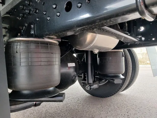 三菱 ファイター 2KG-FK65F(2WD)の写真9