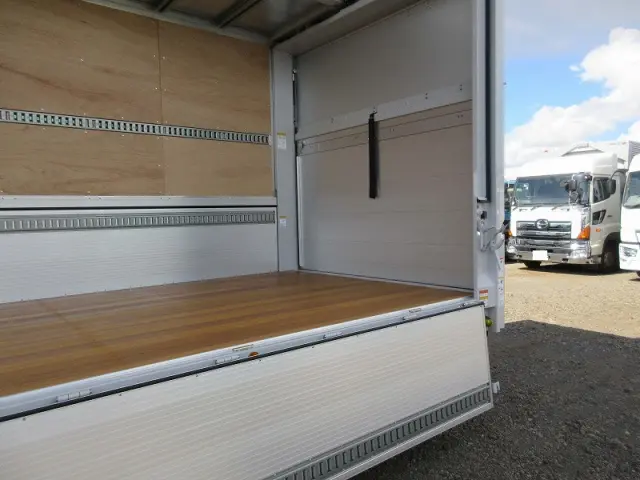 三菱 ファイター 2KG-FK65F(未入力/関係無)の写真5