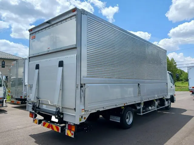 三菱 ファイター 2KG-FK65F(2WD)の写真2