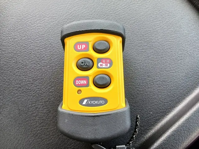 三菱 ファイター 2KG-FK65F(2WD)の写真20