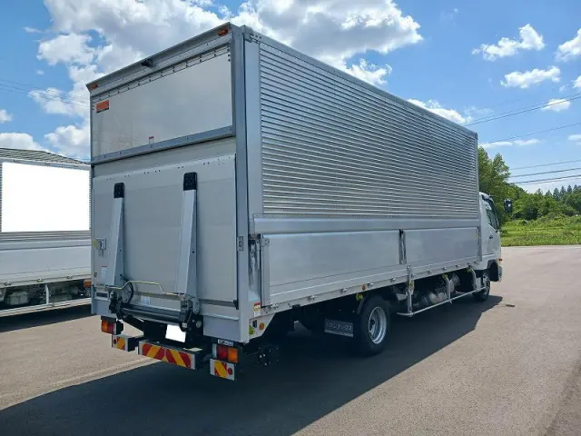 三菱 ファイター 2KG-FK65F(2WD)の写真2