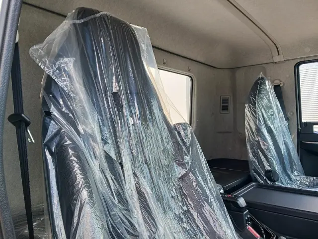 三菱 ファイター 2KG-FK65F(2WD)の写真18