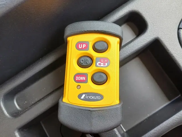 三菱 ファイター 2KG-FK65F(2WD)の写真20