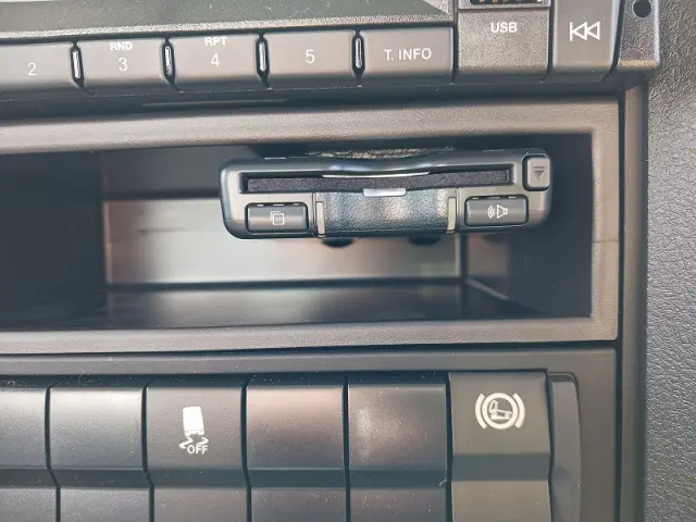 三菱 ファイター 2KG-FK65F(2WD)の写真23