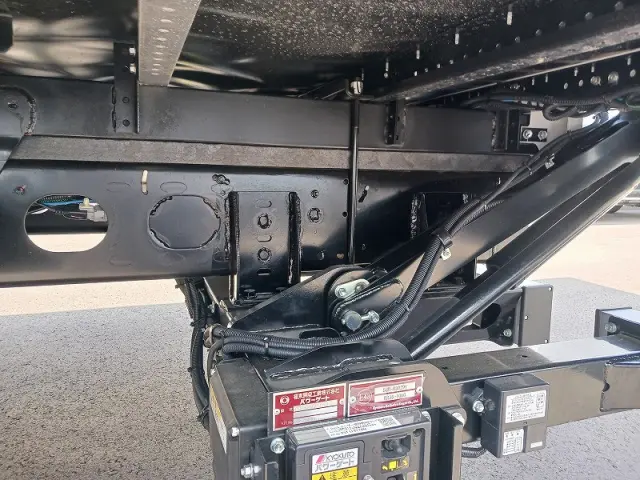 三菱 ファイター 2KG-FK65F(2WD)の写真28