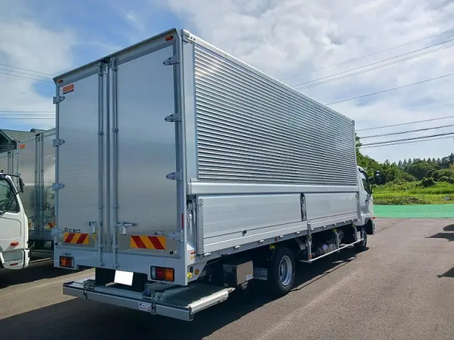 三菱 ファイター 2KG-FK65F(2WD)の写真2