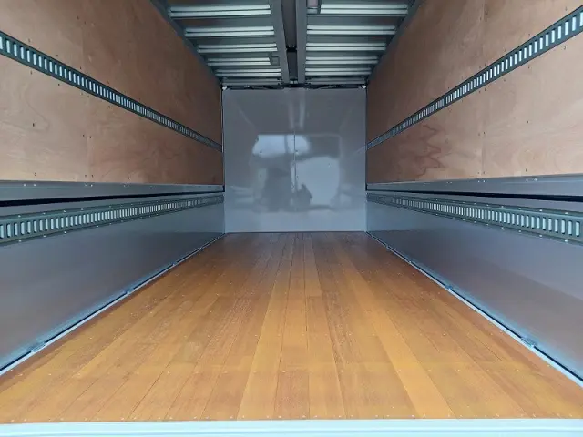 三菱 ファイター 2KG-FK65F(2WD)の写真3