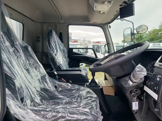 三菱 ファイター 2KG-FK65F(2WD)の写真7
