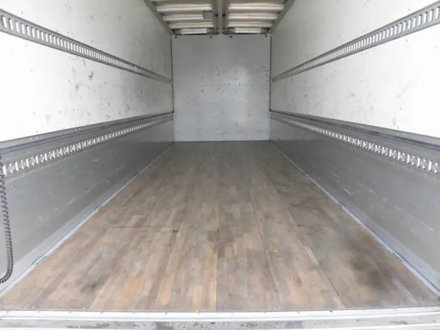 UD コンドル TKG-MK38L(2WD)の写真3