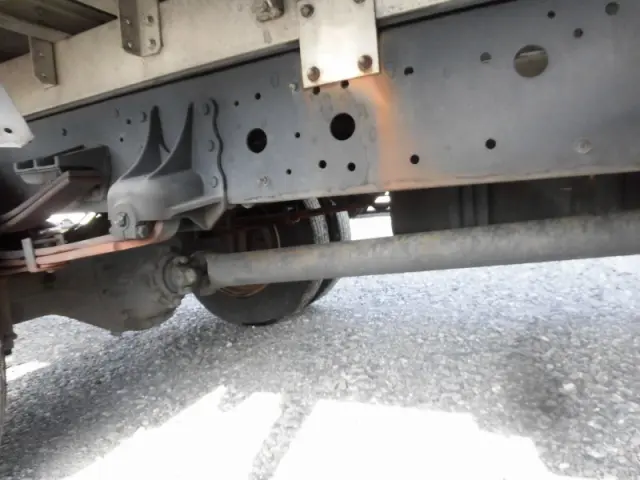 UD コンドル TKG-MK38L(2WD)の写真9