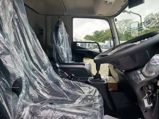 三菱 ファイター 2KG-FK65F(2WD)の写真7