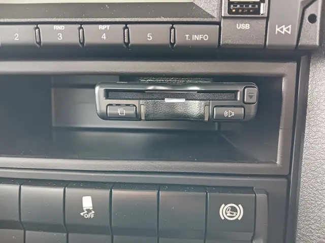 三菱 ファイター 2KG-FK65F(2WD)の写真17
