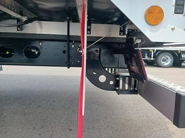 三菱 ファイター 2KG-FK65F(2WD)の写真23