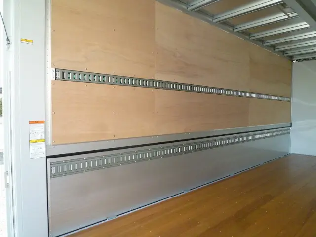 日野 レンジャー 2KG-FD2ABG(2WD)の写真4