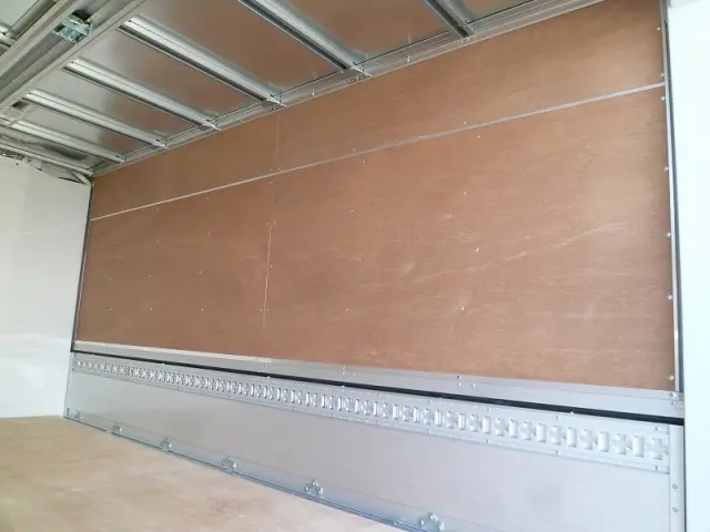 三菱 キャンター 2PG-FEB80(2WD)の写真4