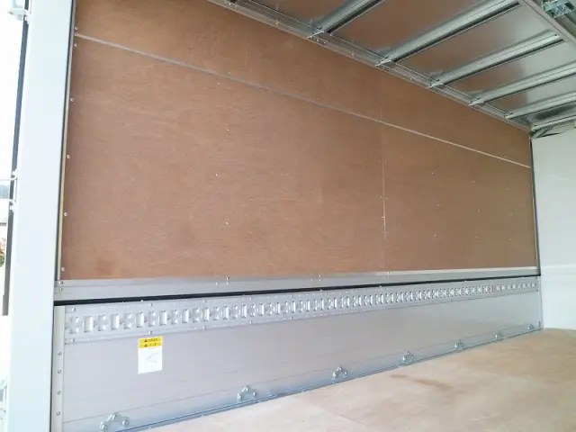 三菱 キャンター 2PG-FEB80(2WD)の写真5