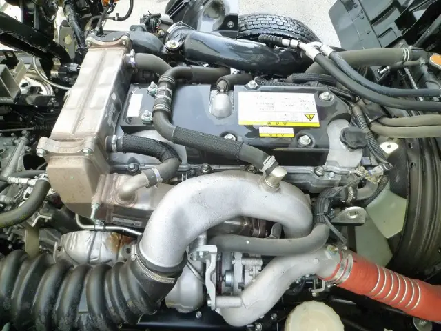 いすゞ フォワード 2RG-FRR90S2(2WD)の写真8