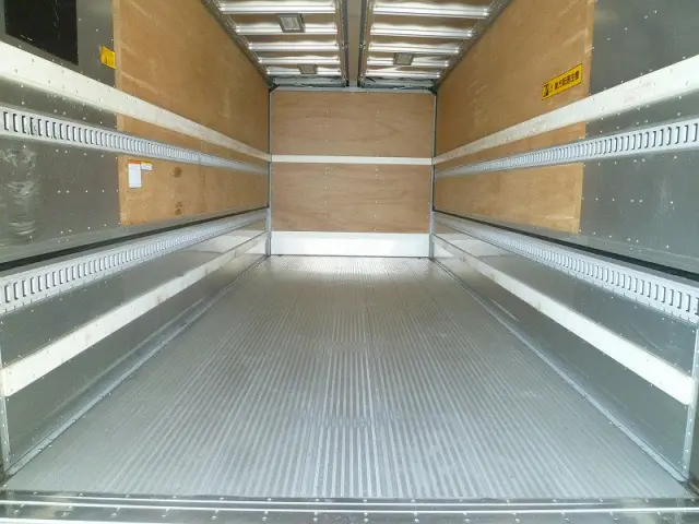 三菱 ファイター 2KG-FK65F(2WD)の写真3