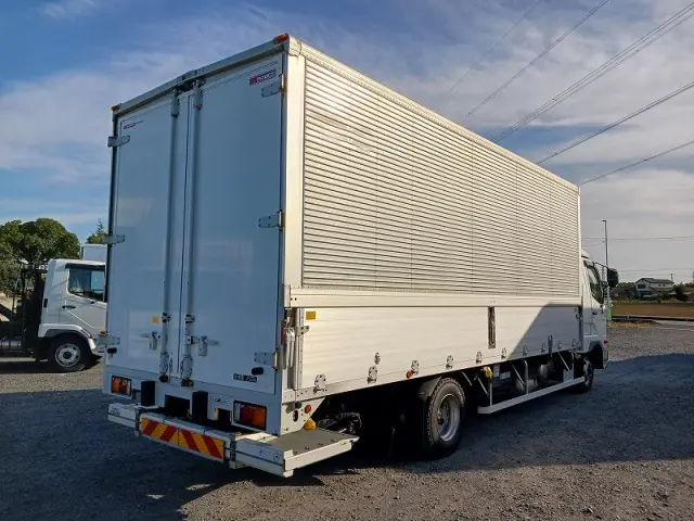 三菱 ファイター 2KG-FK62F(2WD)の写真2