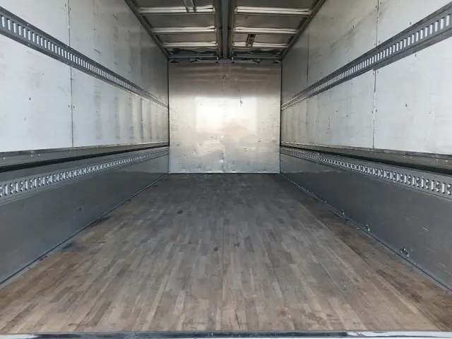 三菱 ファイター 2KG-FK62F(2WD)の写真3