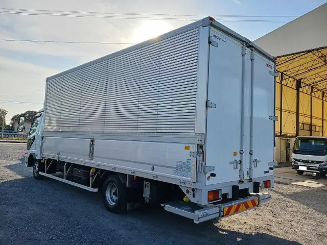 三菱 ファイター 2KG-FK62F(2WD)の写真15