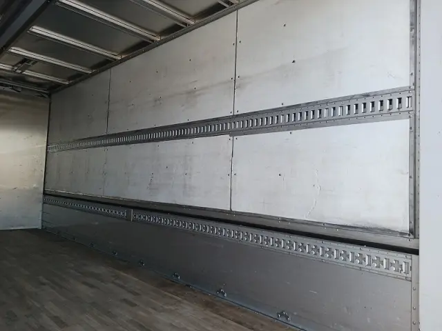 三菱 ファイター 2KG-FK62F(2WD)の写真20