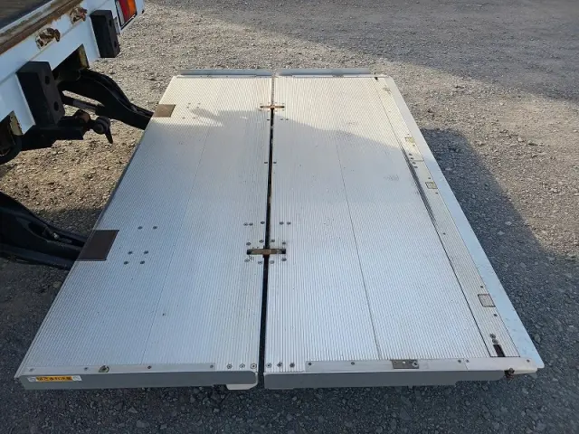 三菱 ファイター 2KG-FK62F(2WD)の写真22