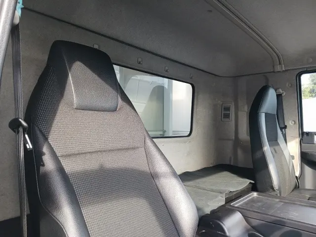 三菱 ファイター 2KG-FK62F(2WD)の写真28